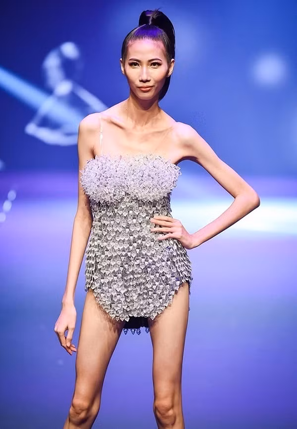 Cuộc sống của người mẫu siêu gầy Cao Ngân giờ ra sao?