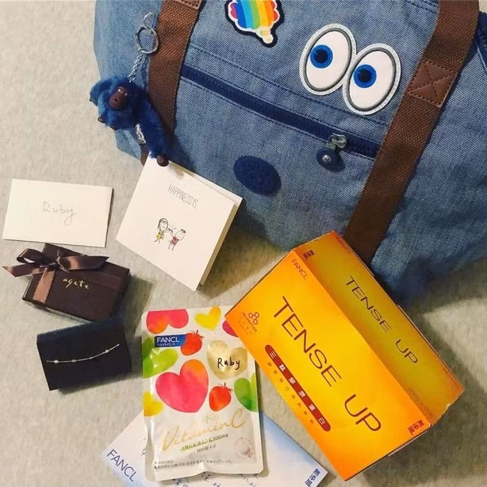 Lộ diện tạo hình gầy gò, đen sạm của Lâm Tâm Như khi hóa thân thành phụ nữ Việt Nam trong phim mới