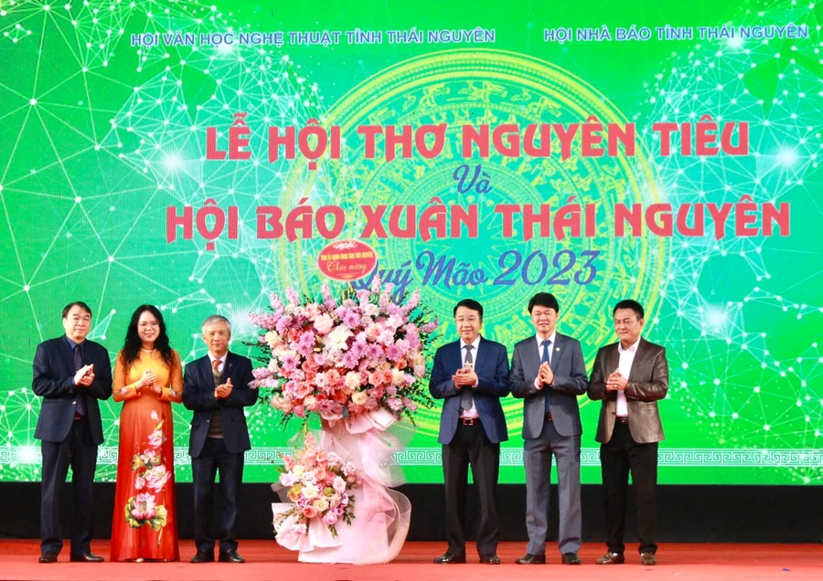 Ấn tượng Lễ hội thơ Nguyên tiêu và Hội Báo xuân Thái Nguyên - Quý Mão năm 2023.