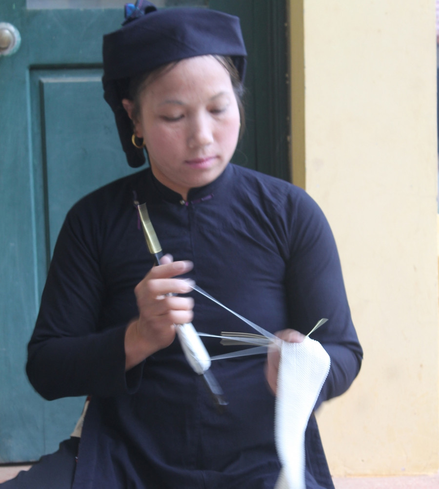 Để tạo nên chiếc sung phải mất nhiều thời gian. Để tạo nên chiếc sung phải mất nhiều thời gian.