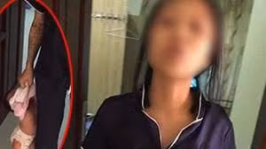 Phẫn nộ hình ảnh mẹ xăm trổ túm áo, xách con nhỏ lủng lẳng trên tay