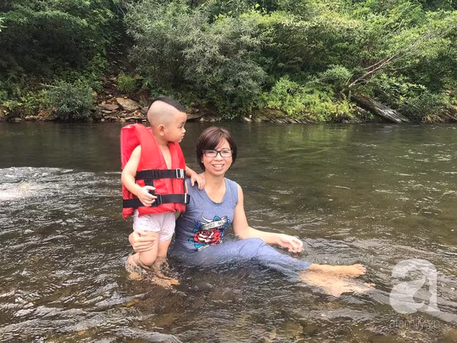 Người phụ nữ sau ly hôn mua nhà gần chồng cũ, dạy con yêu bố để cha con "nghiện" nhau quấn quýt không rời - Ảnh 5.