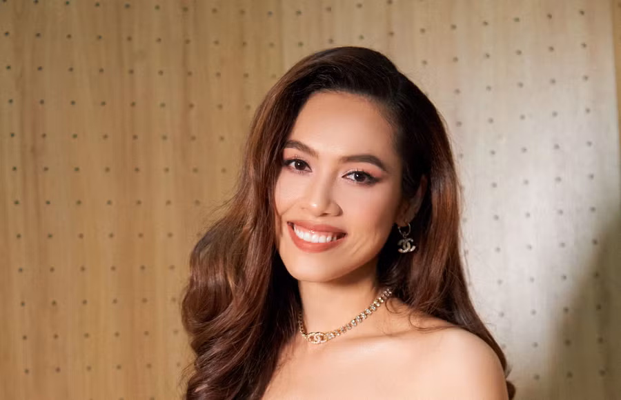 Á hậu Hoàng My từng là một “chân dài” đình đám trong showbiz.