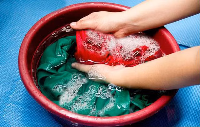 Cách làm sạch nhựa mít dính vào tay, áo quần, dao cực gọn gàng và nhanh - Hình 4