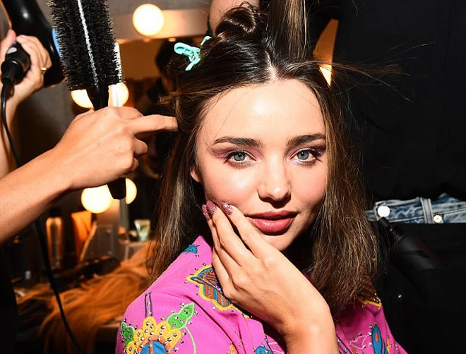 Miranda Kerr lần đầu xuất hiện sau đám cưới với tỷ phú