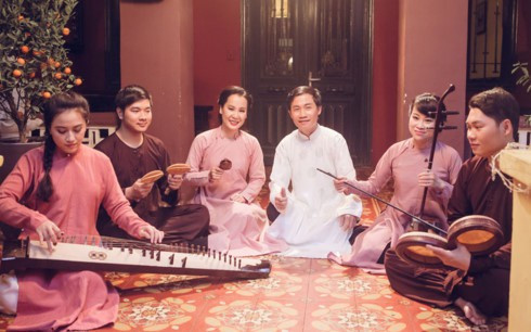 xẩm ngày xuân: nét văn hóa truyền thống đang dần sống lại hình 3 xam ngay xuan: net van hoa truyen thong dang dan song lai hinh 3