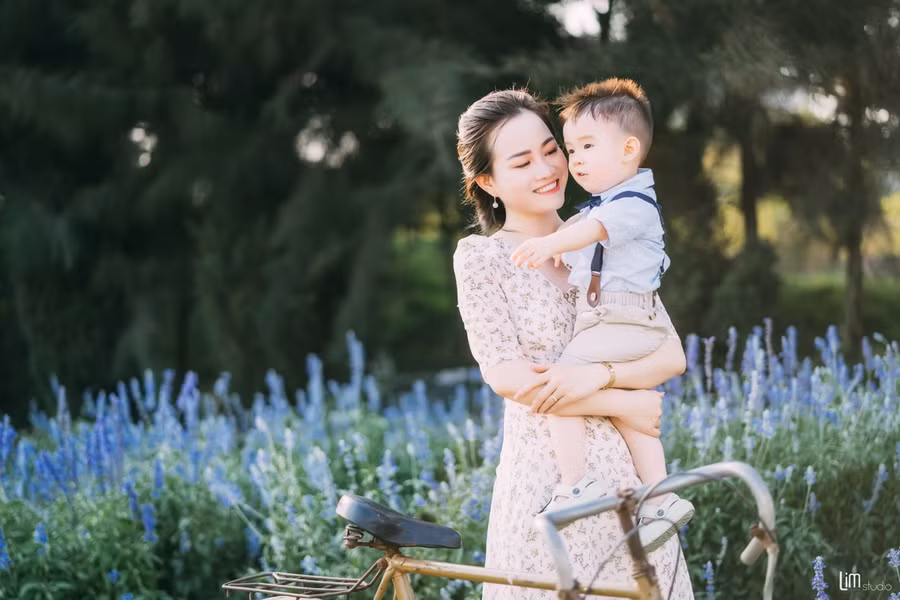 Chị Nguyễn Việt Hà.