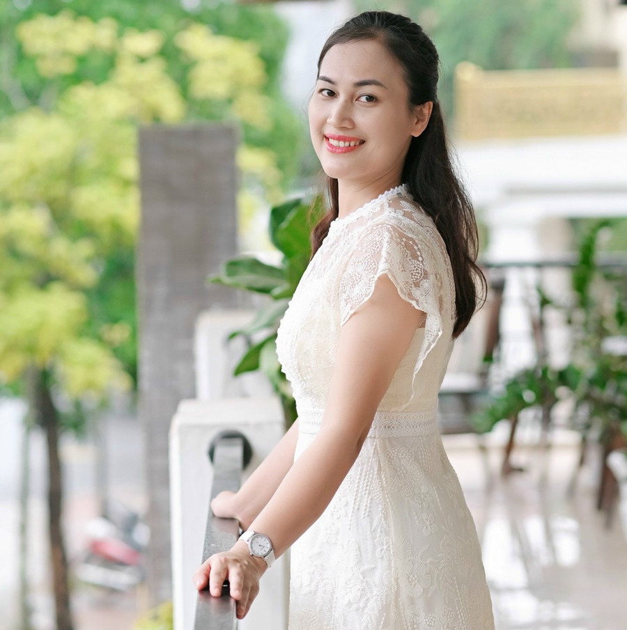 Nhà báo Thùy Trang. Nhà báo Thùy Trang.