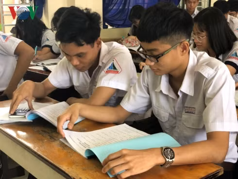 tphcm so hoc sinh dang ky thi danh gia nang luc tang dot bien hinh 2