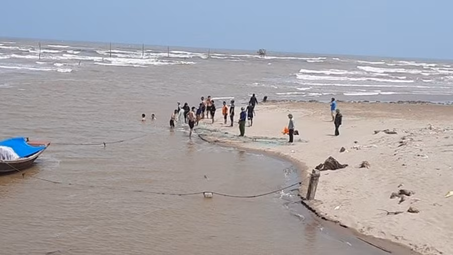 Nam Định: Tìm thấy thi thể 3 giáo viên nghỉ hưu bị đuối nước