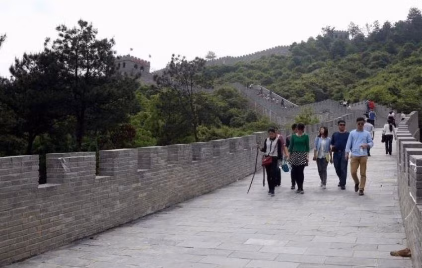 xuat hien van ly truong thanh nhai ngay tai trung quoc hinh anh 3