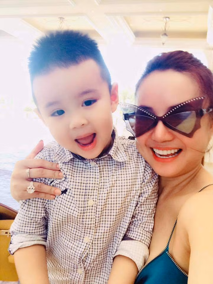 bi to giat chong viet kieu my hon 15 tuoi, cuoc song lam me cua vy oanh gio ra sao? - 4