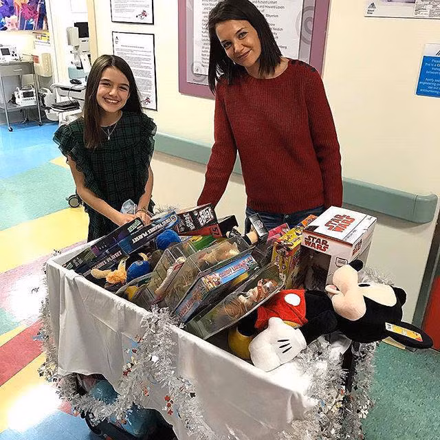 dung che suri cruise binh dan vi thieu bo, co be lot xac sang chanh ben hoi ban than - 8