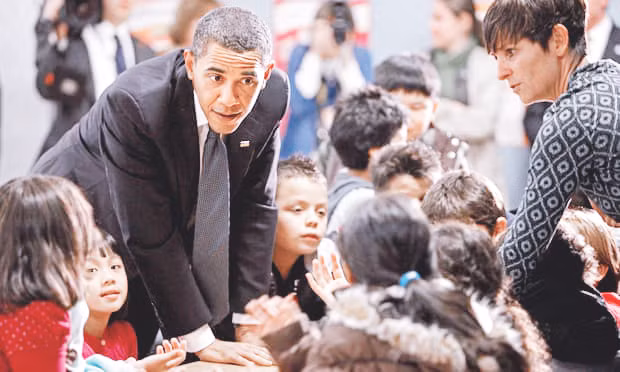 Tổng thống B.Obama tìm cách vực dậy vị thế nhà giáo, nhưng biện pháp thực thi của ông bị đánh giá là phản tác dụng Tổng thống B.Obama tìm cách vực dậy vị thế nhà giáo, nhưng biện pháp thực thi của ông bị đánh giá là phản tác dụng