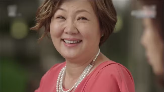 Cho mẹ chồng vay 50 triệu, nàng dâu choáng váng khi được trả số tiền nhiều gấp 3 - Ảnh 1.