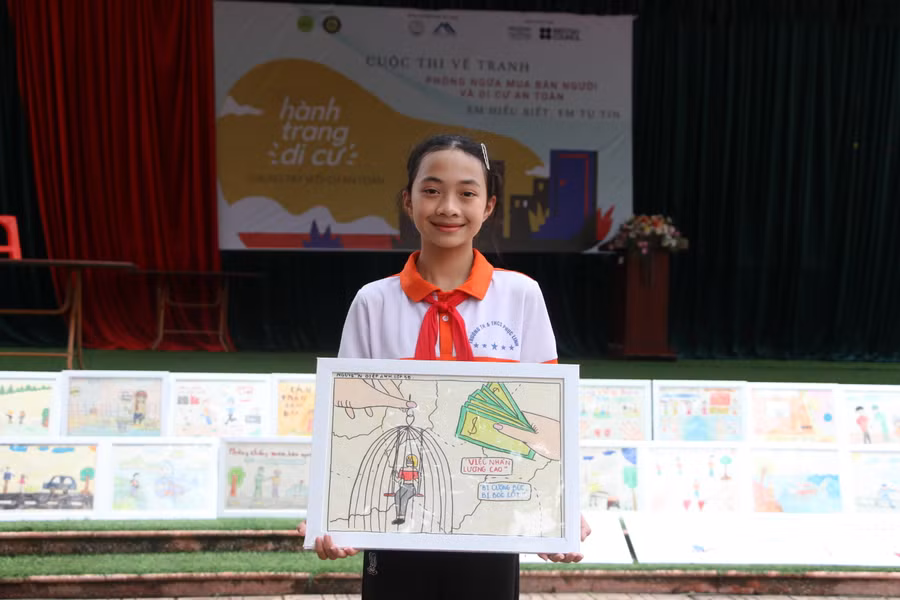 Thông qua hoạt động nghệ thuật và sáng tạo, Công ty Núi Pháo và Tea Talk Việt Nam mong rằng các em học sinh, các thầy cô giáo nâng cao kiến thức, kỹ năng về phòng chống mua bán người.