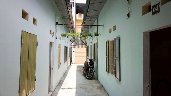 thay phong tro co nhung diem nay, ban nen chuyen nha ngay keo ruoc hoa - 3