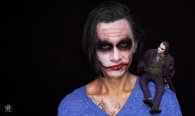 Thú chơi siêu nhân bạc triệu của những người đàn ông