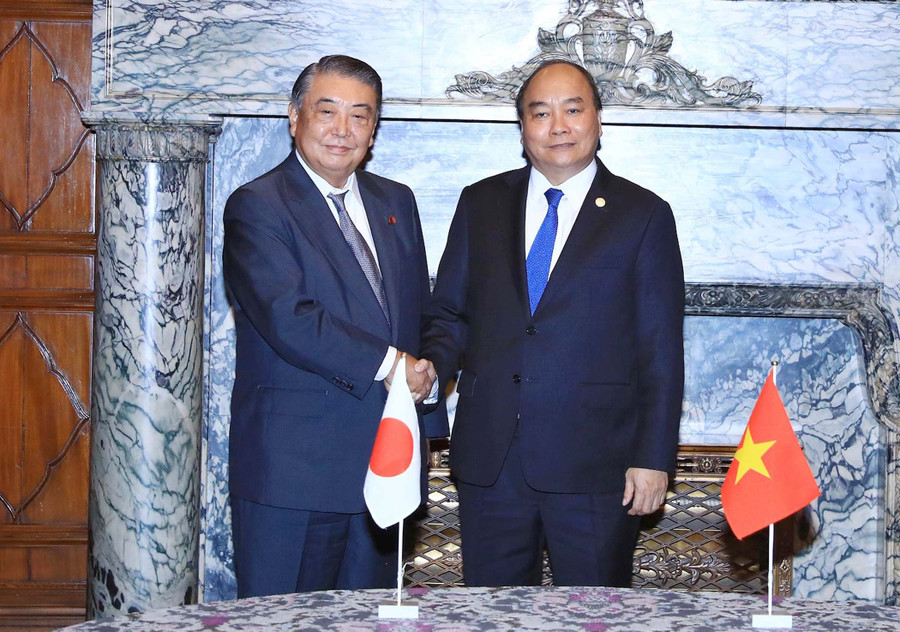 Thủ tướng Nguyễn Xuân Phúc và Chủ tịch Hạ viện Nhật Bản Tadamori Oshima Thủ tướng Nguyễn Xuân Phúc và Chủ tịch Hạ viện Nhật Bản Tadamori Oshima