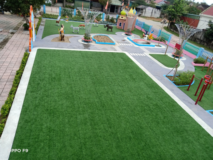 Trường, lớp khang trang, sạch sẽ. Trường, lớp khang trang, sạch sẽ.