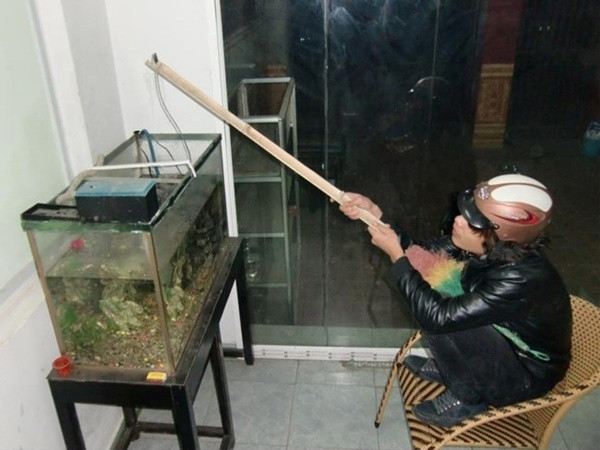 cuoi-te-ghe-16-1-ly-do-con-gai-thich-mac-jean-rach-3