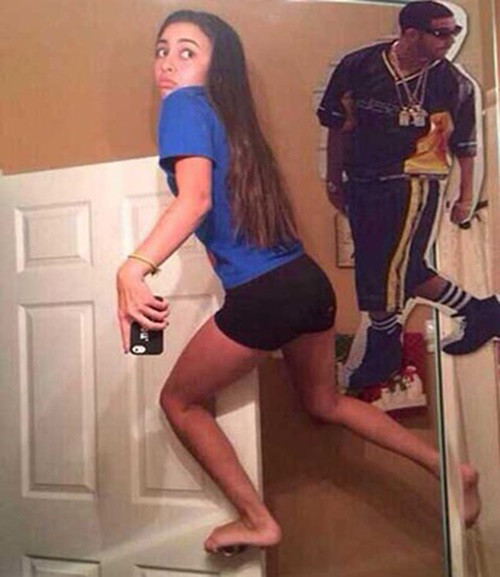 cuoi-te-ghe-16-1-ly-do-con-gai-thich-mac-jean-rach-2-2