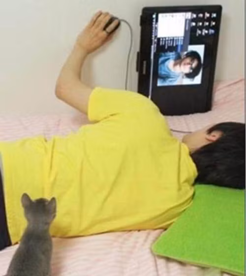 Lý do con gái thích mặc jean rách 