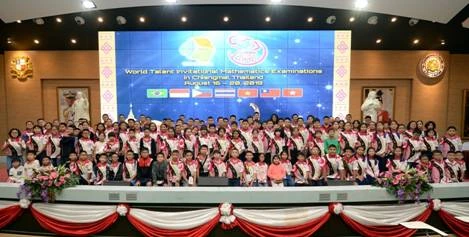 Hình ảnh các đội thi tại Lễ khai mạc World TIME 2019 