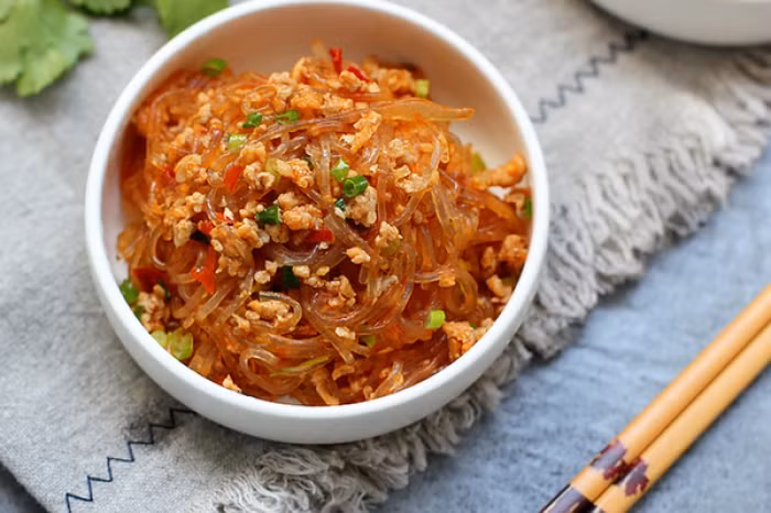 mien xao thit bam nhanh gon an ngon cho bua sang