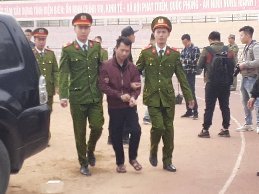 ÁP giải Vương Văn Hùng ÁP giải Vương Văn Hùng