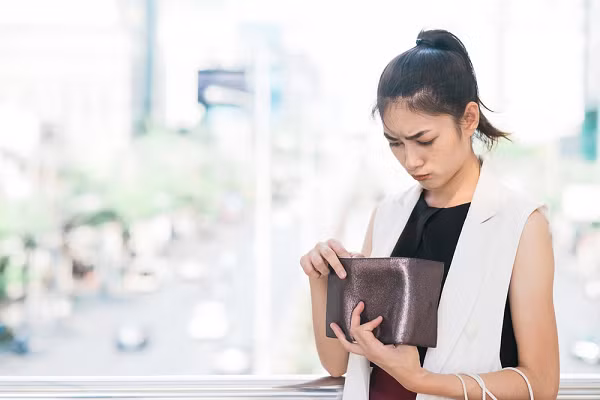 Nhà chồng giàu có nhưng chỉ bỏ 20 triệu tiền lễ đen làm em cảm thấy bị coi thường - Ảnh 2.