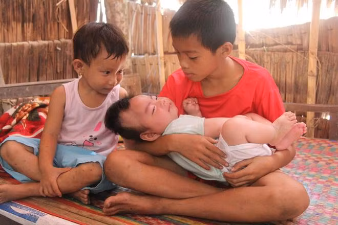 vo bo di khi biet con trai bai nao, cau noi cua nguoi chong khien bao nguoi nin lang - 5