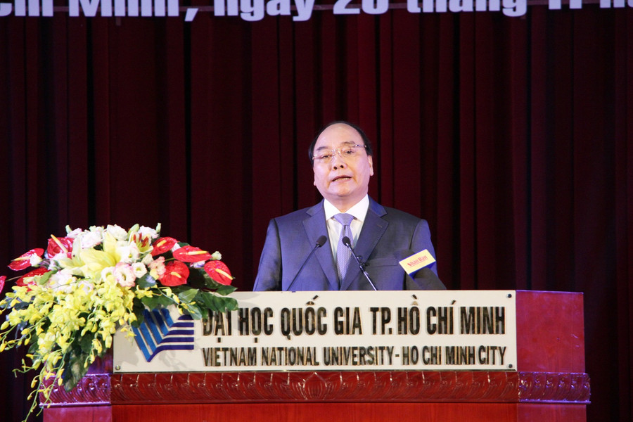 Thủ tướng Nguyễn Xuân Phúc phát biểu tại lễ kỉ niệm 34 năm ngày Nhà giáo Việt Nam