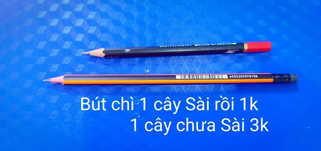 Học trò rao bán dụng cụ học tập sau thi "giá cực sốc", dân mạng thi nhau hỏi: "Còn không"?