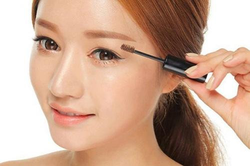 Cách vẽ chân mày đẹp tự nhiên, phù hợp với từng khuôn mặt ảnh 5 Cách vẽ chân mày đẹp tự nhiên, phù hợp với từng khuôn mặt ảnh 5