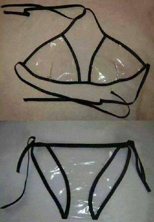 Bikini trong suốt.
