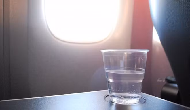 Hành khách không nên ăn những thứ này khi đi máy bay