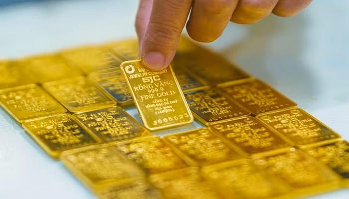 Giá vàng đầu tuần 24/6 dưới mức 77 triệu đồng/lượng