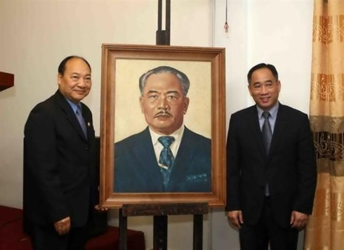 viet nam co the tu sua tac pham my thuat xua? hinh 2