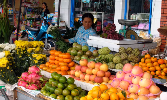 Để chống cân điêu bạn có thể mang theo chai nước lavie bên người