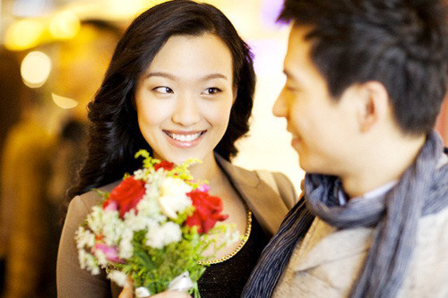 Mùng 8/3, vợ nhắc mua hoa hồng rồi đưa ra yêu cầu khiến chồng chán nản hình ảnh 1 mung 8/3, vo nhac mua hoa hong roi dua ra yeu cau khien chong chan nan hinh anh 1