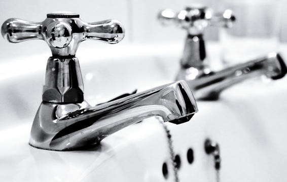 rửa mặt bằng nước ấm rửa mặt bằng nước ấm