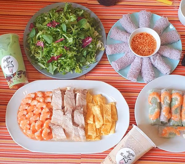 Chiêm ngưỡng món ăn trang trí cực đẹp mắt gây sốt của mẹ Việt ở Ba Lan ảnh 5