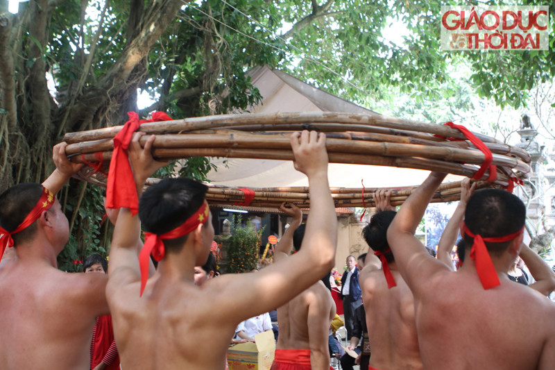 Kéo co ngồi ở Thạch Bàn được tổ chức với mong muốn mang lại điều tốt lành, may mắn cho bà con, làng xóm và một mùa màng bội thu, tươi tốt