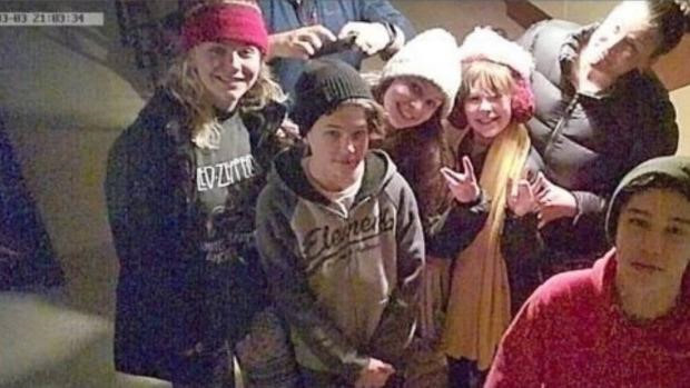 Thuê homestay, phát hoảng thấy camera quay lén phát trực tiếp Thuê homestay, phát hoảng thấy camera quay lén phát trực tiếp