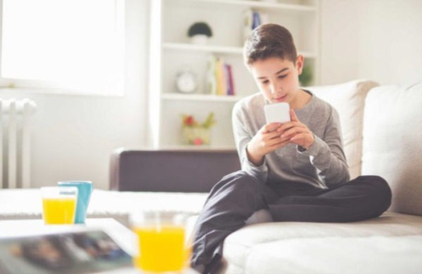 Ảnh: iStock 6 cách nhận biết con bị bắt nạt tại trường