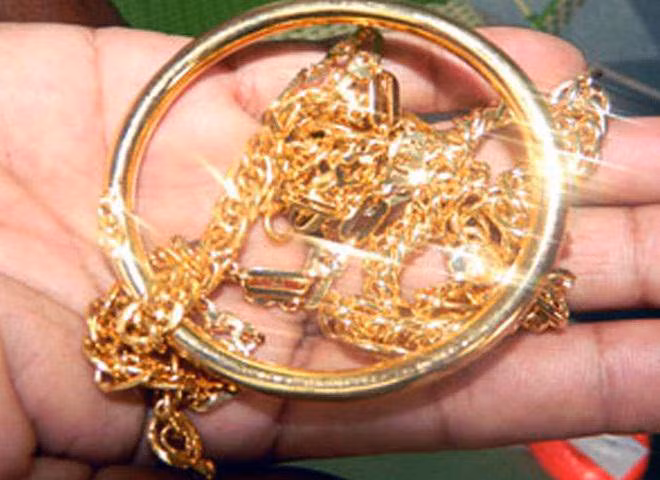 Cùng trai lạ quen qua Zalo về nhà trọ, người phụ nữ có chồng nhận cái kết đau đớn