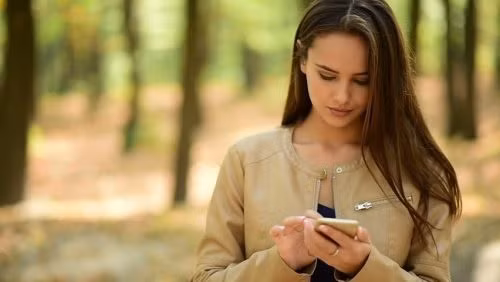 Muốn để lại ấn tượng tốt với nàng trong lần đầu tiên nhắn tin chàng hãy ghi nhớ những điều này nhé