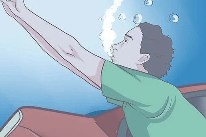 Các kỹ năng thoát hiểm khi ô tô lao xuống nước ảnh 4 ảnh 4