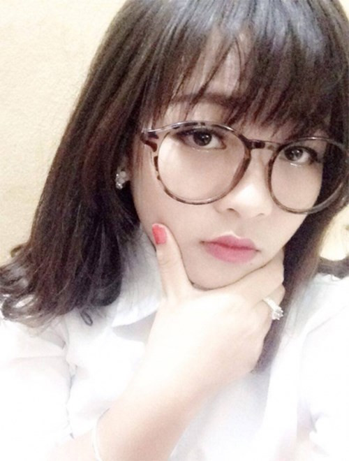 Thiếu nữ Mông và 5 năm “biến hình” từ lọ lem thành hot girl ảnh 10 Thiếu nữ Mông và 5 năm “biến hình” từ lọ lem thành hot girl ảnh 10